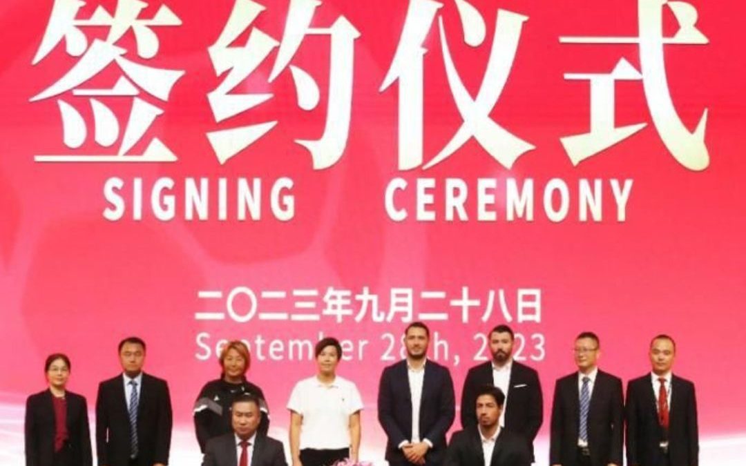 SIS BECAS se Asocia con Evergrande Football School para ser la puerta de acceso número uno de los estudiantes atletas chinos a los Estados Unidos